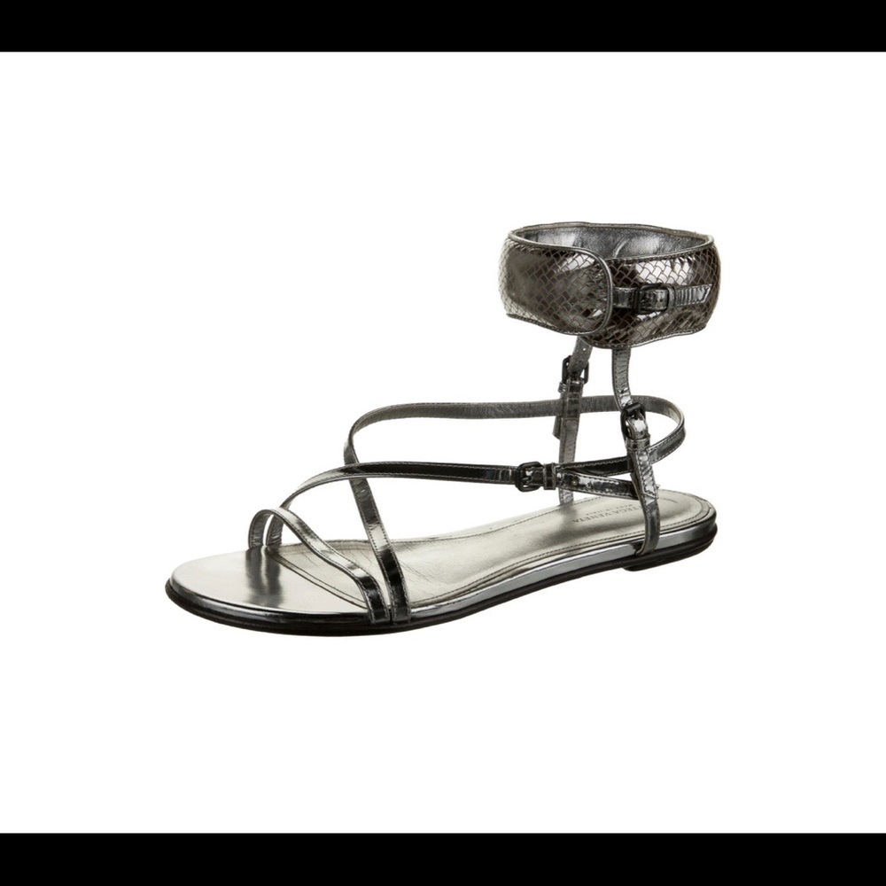 Preowned Bottega Veneta Strappy Cuff Sandals sz 39